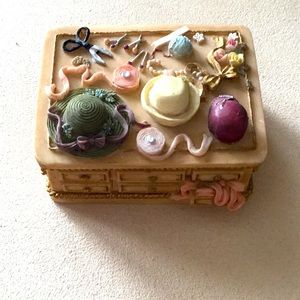 Hat Box Trinket Box